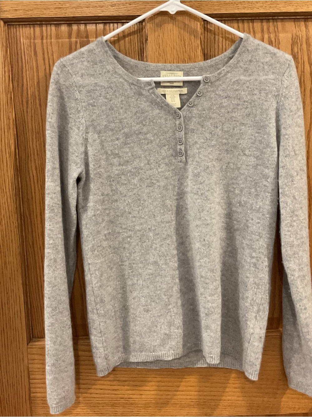 Telluride Clothing Company 100% Cashmere Henley Sweater – Women’s Medium – Gray